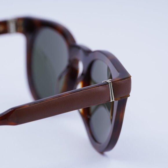 Loewe LW40003U 55N Sunglasses Brown Leather Round Frame, Green Lenses - Picture 3 of 10